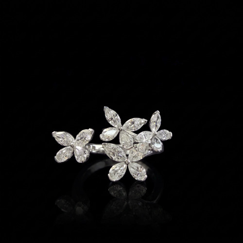 14K 白金花形培育鑽石戒指